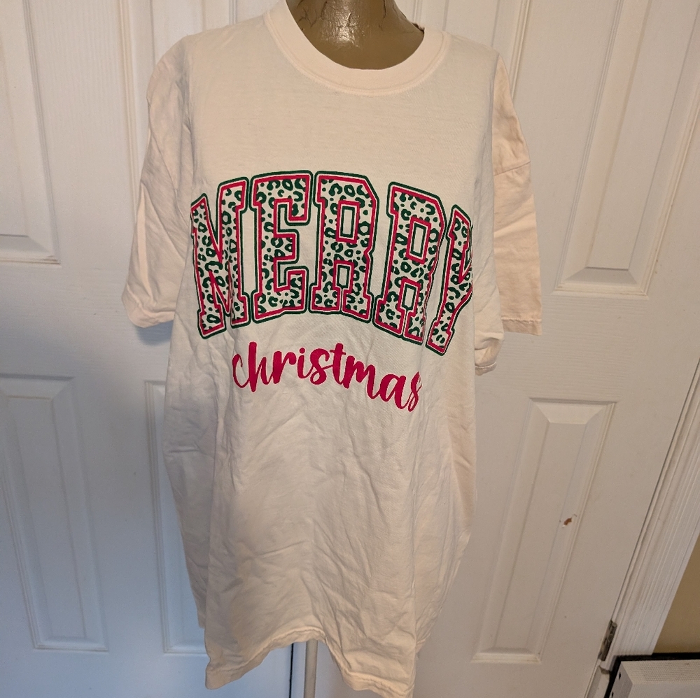 NWOT Christmas T-shirt, Size Large, Leopard Print!!!